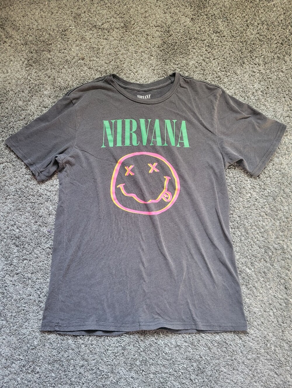 NIRVANA Gray Tee with Neon Green Logo and Pink Smile Size 18